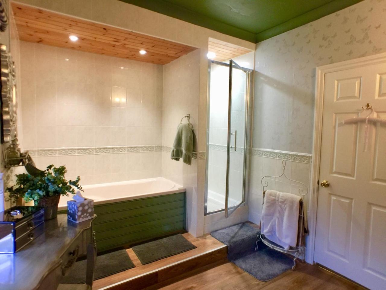 The Suites At Ty Anne Бомарис Экстерьер фото